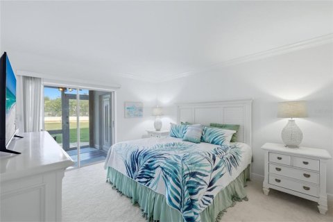 Condo in Sarasota, Florida, 2 bedrooms № 2206383 - photo 22