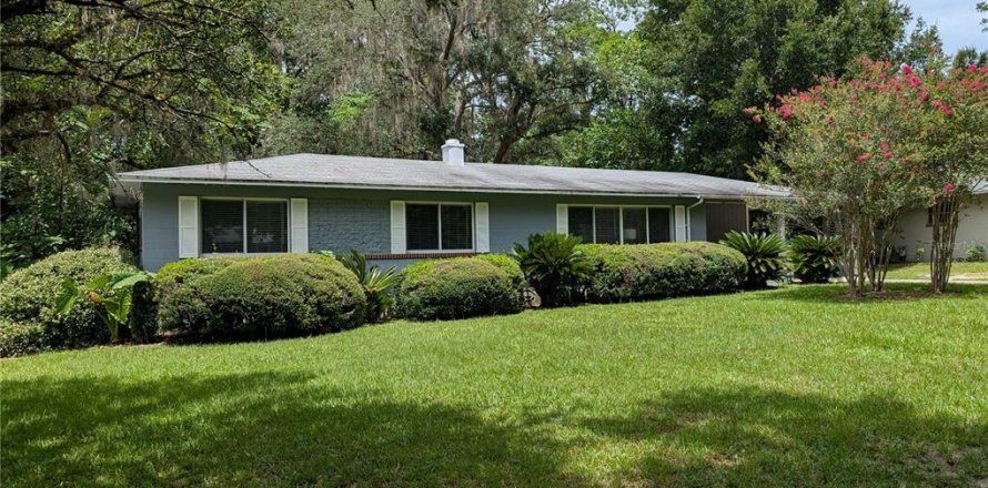 Casa en Gainesville, Florida 4 dormitorios, 147.9 m2 № 1901353