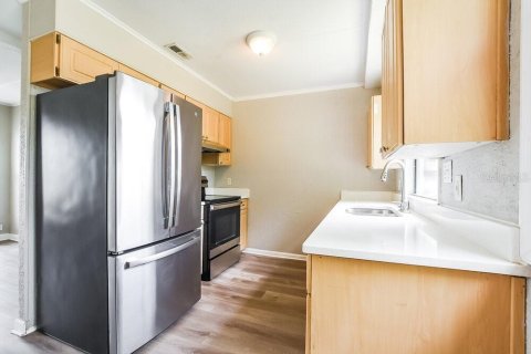 Villa ou maison à louer à Casselberry, Floride: 2 chambres, 78.04 m2 № 2100053 - photo 7