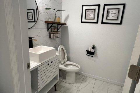 Casa en venta en Orlando, Florida, 3 dormitorios, 216.18 m2 № 2219661 - foto 4