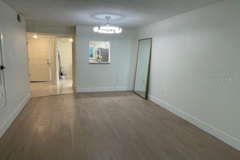 Copropriété à louer à Clearwater, Floride: 2 chambres, 104.05 m2 № 2105180 - photo 8