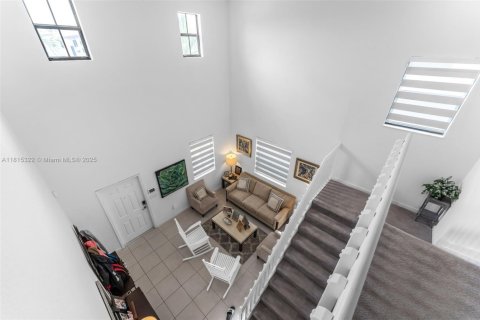 Casa en venta en Homestead, Florida, 4 dormitorios, 238.94 m2 № 1766867 - foto 16