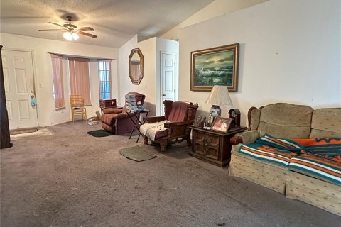 Villa ou maison à vendre à Kissimmee, Floride: 3 chambres, 120.31 m2 № 2142700 - photo 6