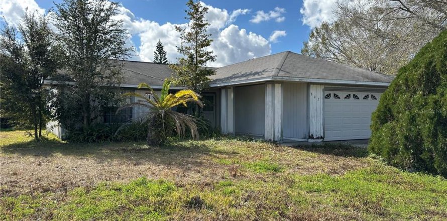 Villa ou maison à Kissimmee, Floride 3 chambres, 120.31 m2 № 2142700