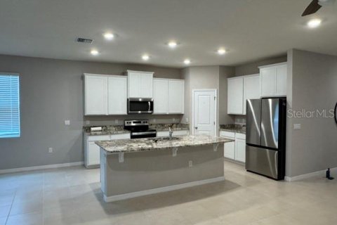 House in Ocala, Florida 4 bedrooms, 190.73 sq.m. № 1908027 - photo 4