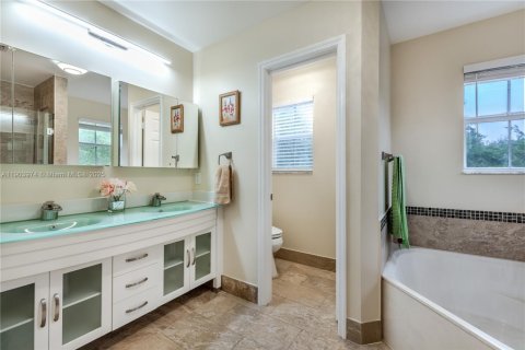 Снять в аренду таунхаус в Холливуд, Флорида 2 спальни, 162.39м2, № 1964797 - фото 28