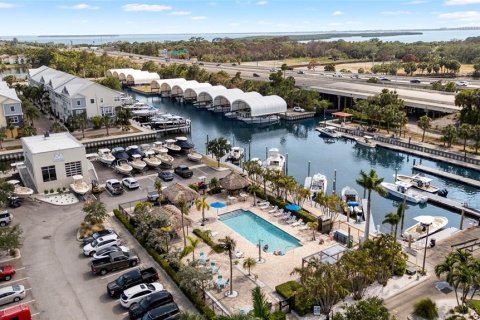 Adosado en venta en Saint Petersburg, Florida, 4 dormitorios, 178.37 m2 № 1906319 - foto 29