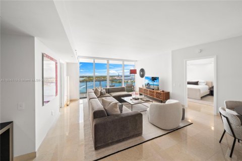 Купить кондоминиум в Майами-Бич, Флорида 2 спальни, 162.58м2, № 1983169 - фото 8