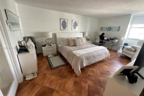 Copropriété à louer à Miami Beach, Floride: 2 chambres, 120.4 m2 № 1897207 - photo 26