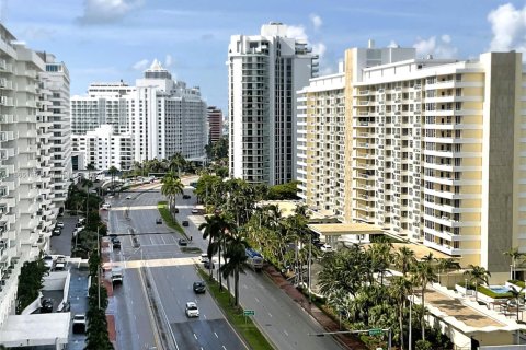 Copropriété à louer à Miami Beach, Floride: 2 chambres, 120.4 m2 № 1897207 - photo 13