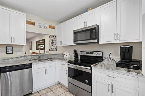 Copropriété à vendre à Tampa, Floride: 2 chambres, 104.14 m2 № 1918397 - photo 4