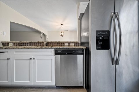 Adosado en alquiler en Tampa, Florida, 3 dormitorios, 155.15 m2 № 1640785 - foto 5