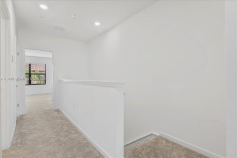 Townhouse in Cape Coral, Florida 3 bedrooms № 1958143 - photo 26