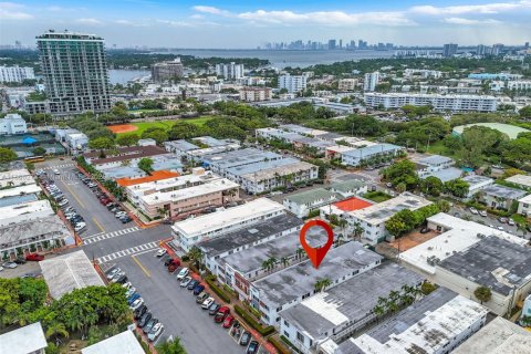 Condominio en venta en Miami Beach, Florida, 1 dormitorio, 58.9 m2 № 2035784 - foto 18