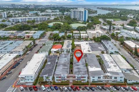 Condominio en venta en Miami Beach, Florida, 1 dormitorio, 58.9 m2 № 2035784 - foto 16