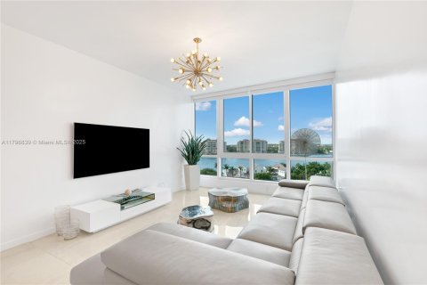 Condo in Miami Beach, Florida, 1 bedroom  № 1737897 - photo 5