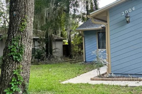 House in Gainesville, Florida 3 bedrooms, 102.19 sq.m. № 2393419 - photo 2