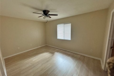 House in Gainesville, Florida 3 bedrooms, 102.19 sq.m. № 2393419 - photo 16
