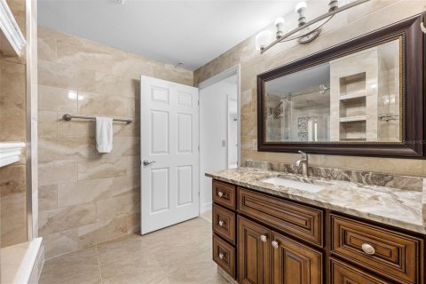 Copropriété à vendre à Tampa, Floride: 2 chambres, 103.59 m2 № 1912661 - photo 28