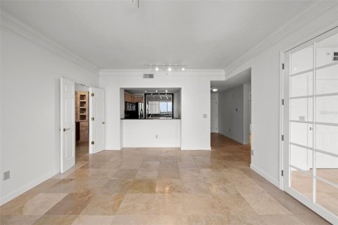 Copropriété à vendre à Tampa, Floride: 2 chambres, 103.59 m2 № 1912661 - photo 15