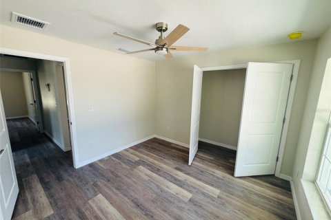 House in Weeki Wachee, Florida 3 bedrooms, 156.26 sq.m. № 1744124 - photo 21