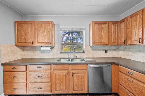 Casa en venta en Tampa, Florida, 3 dormitorios, 140.47 m2 № 1838160 - foto 8