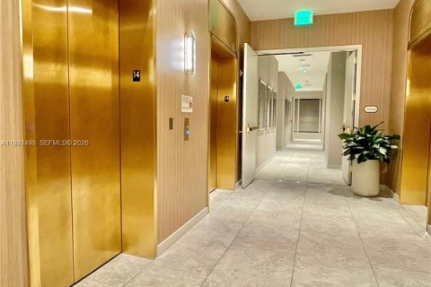 Condominio en venta en Miami, Florida № 2056664 - foto 15