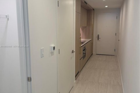 Condominio en venta en Miami, Florida № 2056664 - foto 27