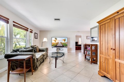 Villa ou maison à vendre à Palm Beach Gardens, Floride: 3 chambres, 165.09 m2 № 1934387 - photo 10