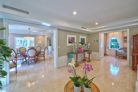Casa en venta en Coral Gables, Florida, 5 dormitorios, 244.24 m2 № 2088706 - foto 22