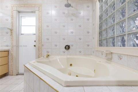 Casa en venta en Pembroke Pines, Florida, 3 dormitorios, 143.35 m2 № 2060283 - foto 22