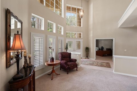 House in Tampa, Florida 5 bedrooms, 329.9 sq.m. № 2203885 - photo 11