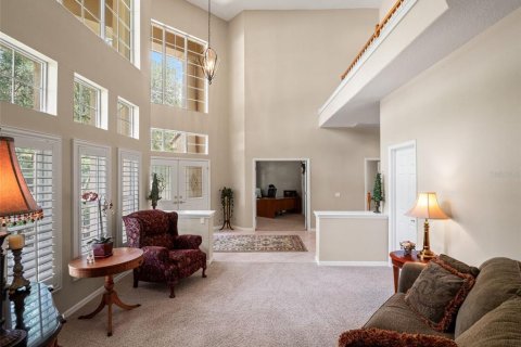 House in Tampa, Florida 5 bedrooms, 329.9 sq.m. № 2203885 - photo 10
