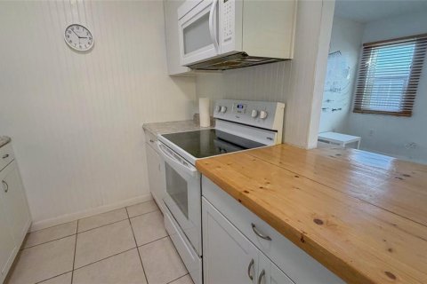Купить кондоминиум в Клируотер, Флорида 4 комнаты, 69.4м2, № 2145115 - фото 15