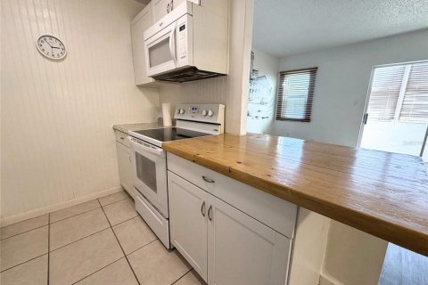 Купить кондоминиум в Клируотер, Флорида 4 комнаты, 69.4м2, № 2145115 - фото 7