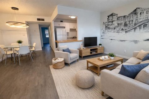 Купить кондоминиум в Клируотер, Флорида 4 комнаты, 69.4м2, № 2145115 - фото 18