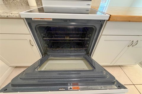 Купить кондоминиум в Клируотер, Флорида 4 комнаты, 69.4м2, № 2145115 - фото 12