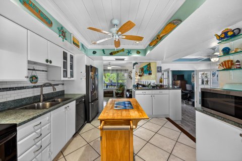 House in Delray Beach, Florida 3 bedrooms, 132.66 sq.m. № 2184121 - photo 17