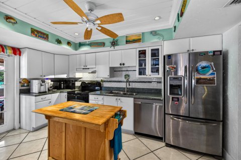 House in Delray Beach, Florida 3 bedrooms, 132.66 sq.m. № 2184121 - photo 15