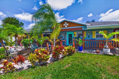 House in Delray Beach, Florida 3 bedrooms, 132.66 sq.m. № 2184121 - photo 8