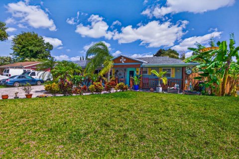 House in Delray Beach, Florida 3 bedrooms, 132.66 sq.m. № 2184121 - photo 4