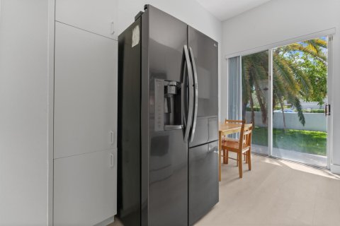 Casa en venta en Plantation, Florida, 3 dormitorios, 135.82 m2 № 2269064 - foto 9