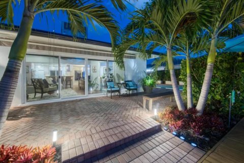 Villa ou maison à vendre à Wilton Manors, Floride: 3 chambres, 150.41 m2 № 2424764 - photo 23