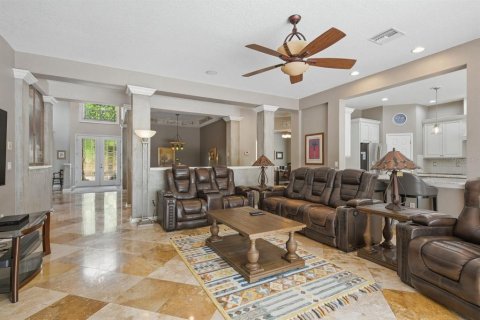 Villa ou maison à vendre à New Port Richey, Floride: 5 chambres, 370.87 m2 № 2091592 - photo 18