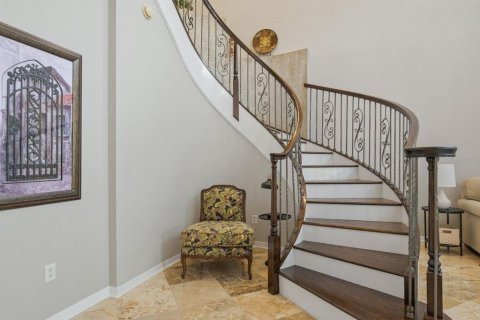 Villa ou maison à vendre à New Port Richey, Floride: 5 chambres, 370.87 m2 № 2091592 - photo 12