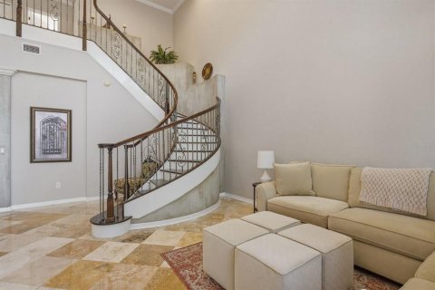 Villa ou maison à vendre à New Port Richey, Floride: 5 chambres, 370.87 m2 № 2091592 - photo 9