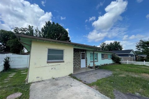 Casa en venta en Orlando, Florida, 4 dormitorios, 118.54 m2 № 1843735 - foto 2