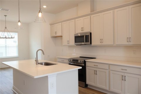 Touwnhouse à louer à Windermere, Floride: 3 chambres, 153.2 m2 № 2410368 - photo 6