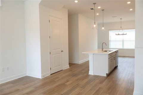 Touwnhouse à louer à Windermere, Floride: 3 chambres, 153.2 m2 № 2410368 - photo 8