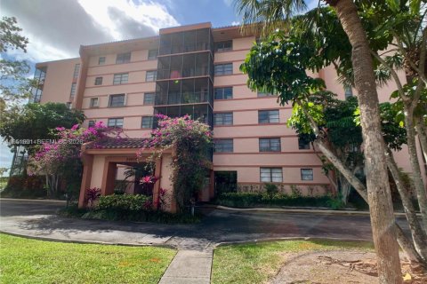 Condominio en Miami, Florida, 2 dormitorios  № 2054291